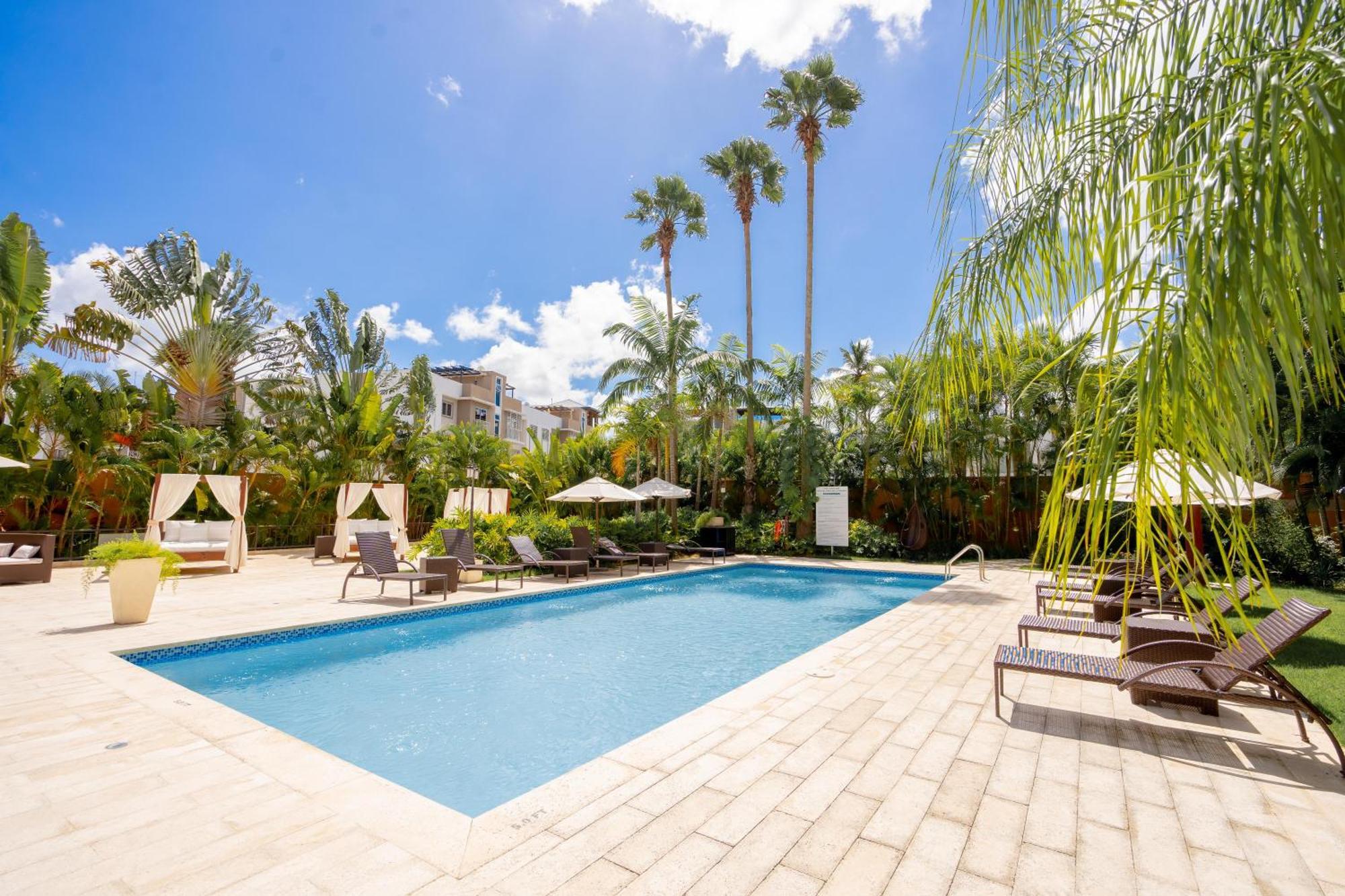 Отель Hodelpa Garden Court Сантьяго-де-лос-Кабальерос Экстерьер фото