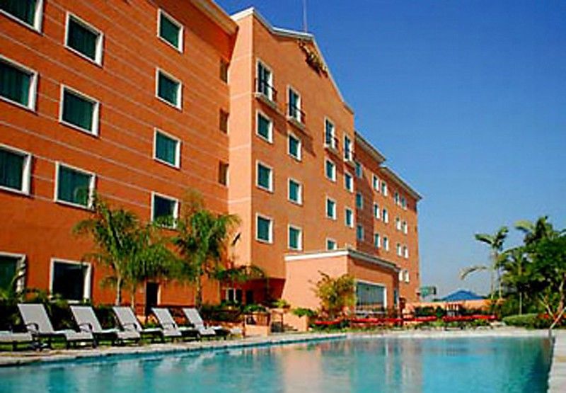 Отель Hodelpa Garden Court Сантьяго-де-лос-Кабальерос Экстерьер фото